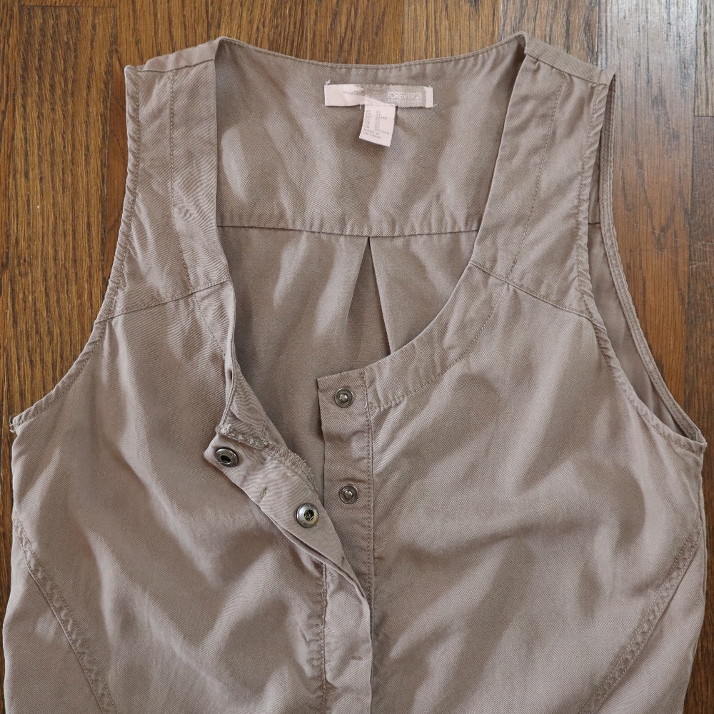 F21 Jumpsuit Taupe - Picture 4 of 12